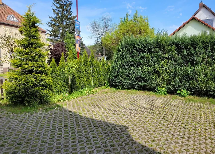 Carl-Schmäcke-Straße 7