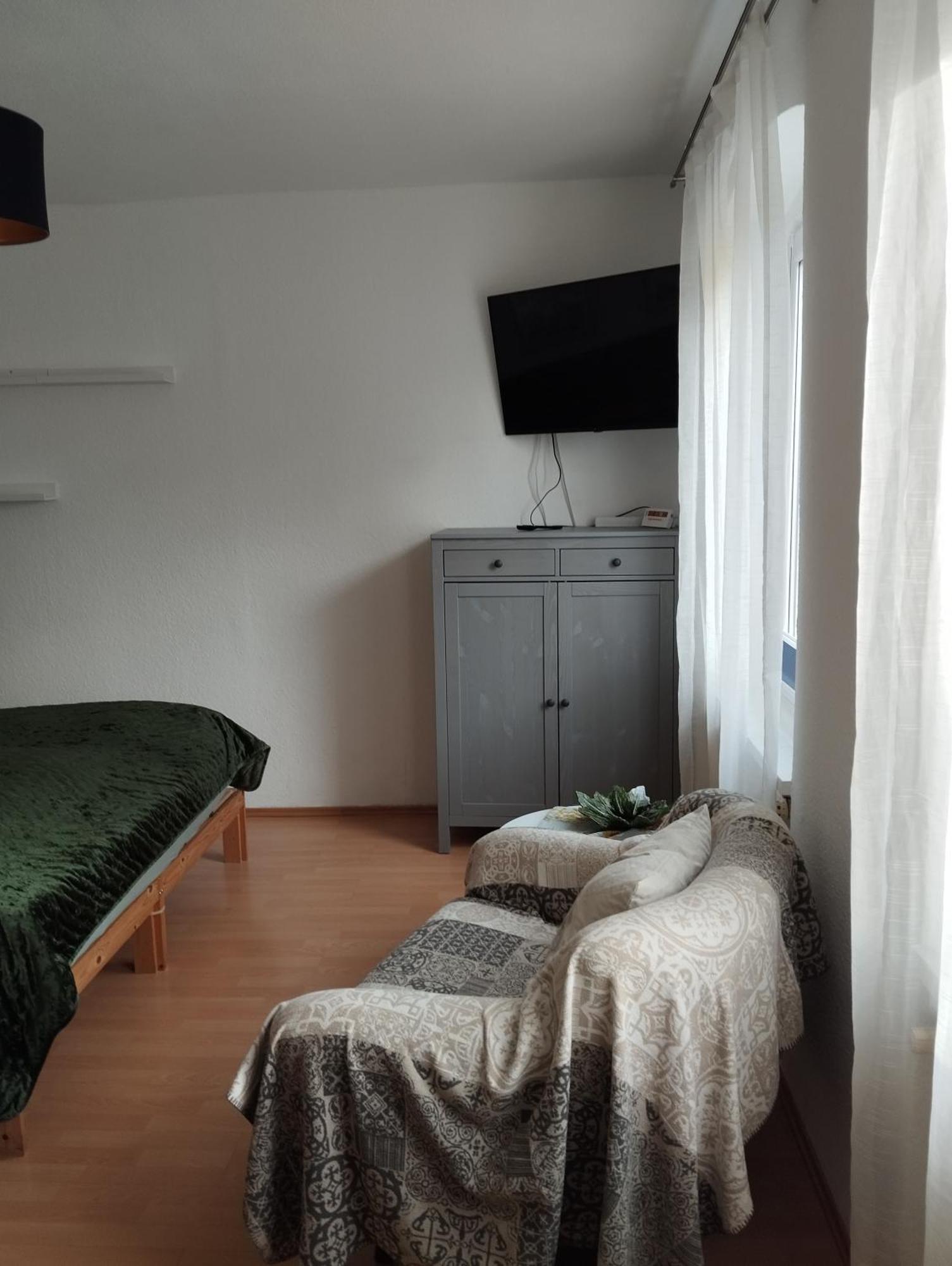 Apartment Carl-schmäcke-straße 7 *